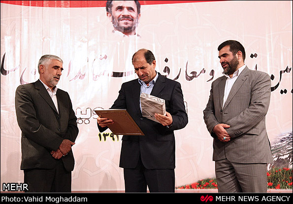 استانداری که کفگیرش به ته دیگ خورد