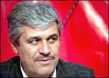 شاید احمدی نژاد می خواهد کارهایش را در اواخر عمر دولت جمع کند