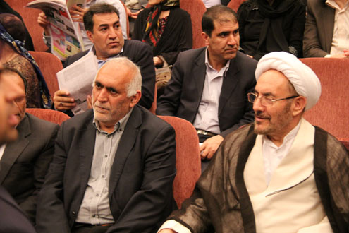 اظهارات عجیب یک سایت درمورد رفتار خانواده ملک حسینی با دستیار رئیس جمهور!