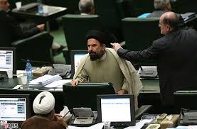 بزرگواری خطاب به همه مسئولین نظام جمهوری اسلامی: آیا این ظلم فاحشی نیست که نسبت به مردم این استان روا داشته اید