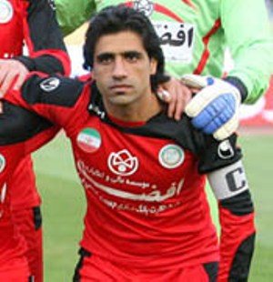 کاپیتان سابق شهرداری یاسوج به تیم پاس همدان پیوست