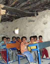 مدرسه ای در"کهگیلویه وبویراحمد"که شبیه به هیچ جا نیست+تصاویر