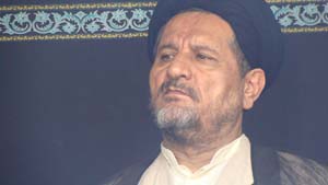 حاکمیت موحد ونوع خاص مدیریت وی جناح اصولگرا را از شکل کلاسیک آن به عنوان یک حزب وجناح سیاسی خارج کرده