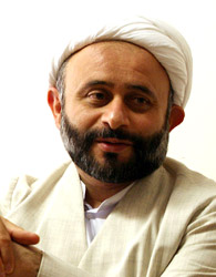 حجت‌الاسلام نقویان:قرار نبود انقلاب کنیم تا نتوانیم انتقاد کنیم/نقویان: حجاب اجباری جواب تربیتی نمی‌دهد