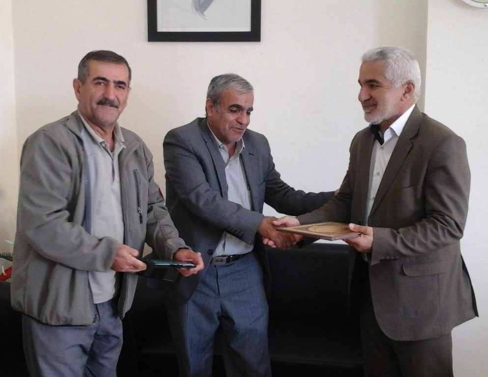 تقدير نماينده گردشگري كنوانسيون 2017 از مدير كل فرهنگ  و ارشاد اسلامي+عکس