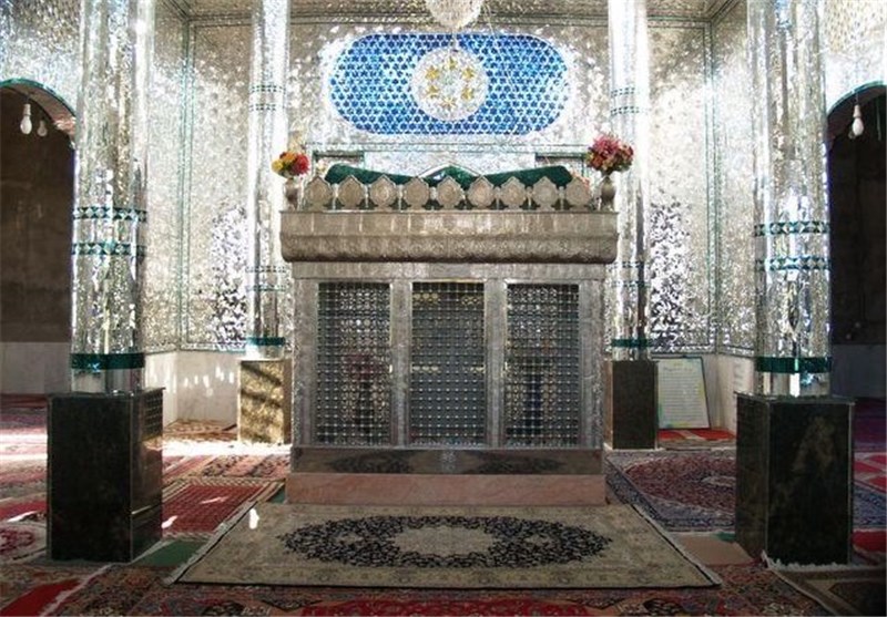 امامزاده جعفر (ع) گچساران پذیرای زائران و مسافران نوروزی