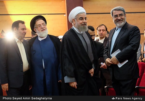 دیدار رئیسجمهور با علما، ایثارگران و برگزیدگان کهگیلویه وبویراحمد :از نقدهای منصفانه استقبال میکند اما نباید این نقدها به اتهام منجر شود+تصاویر