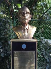 شعر لری به قلم "پروفسور حسابی" که 64 سال پیش در سفر به یاسوج نوشته بود +عکس