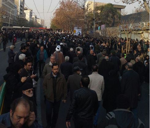 درخواست مردم از علی مطهری؛ بازگشت رئیس دولت اصلاحات به عرصه سیاست کشور و رفع حصر محصوران