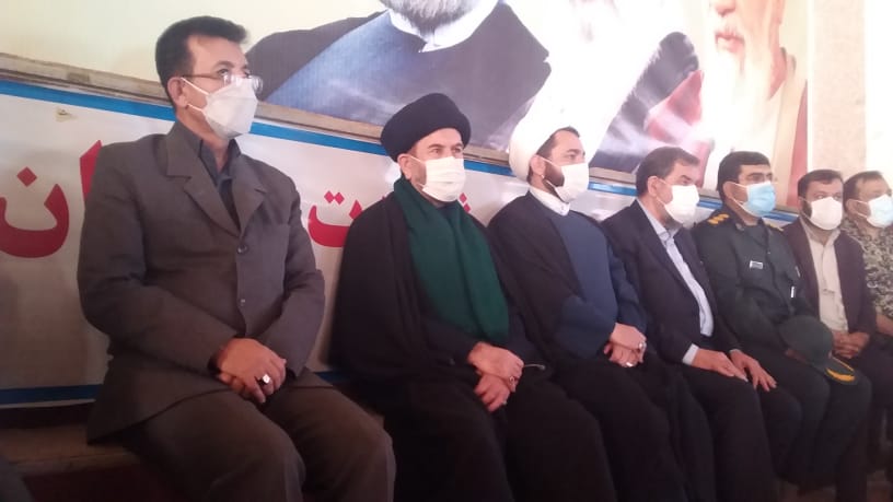 گلزار شهدای دهدشت عطر افشانی شد