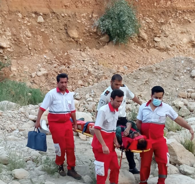 نجات جان دو نفر دربویراحمدوگچساران طی۲۴ ساعت گذشته توسط هلال احمر استان+ گزارش تصویری