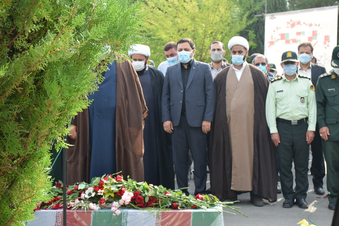 در سالروز شهادت امام محمد باقر پیکر مطهر شهید گمنام در صدا و سیمای مرکز کهگیلویه و بویر احمد آرام گرفت
