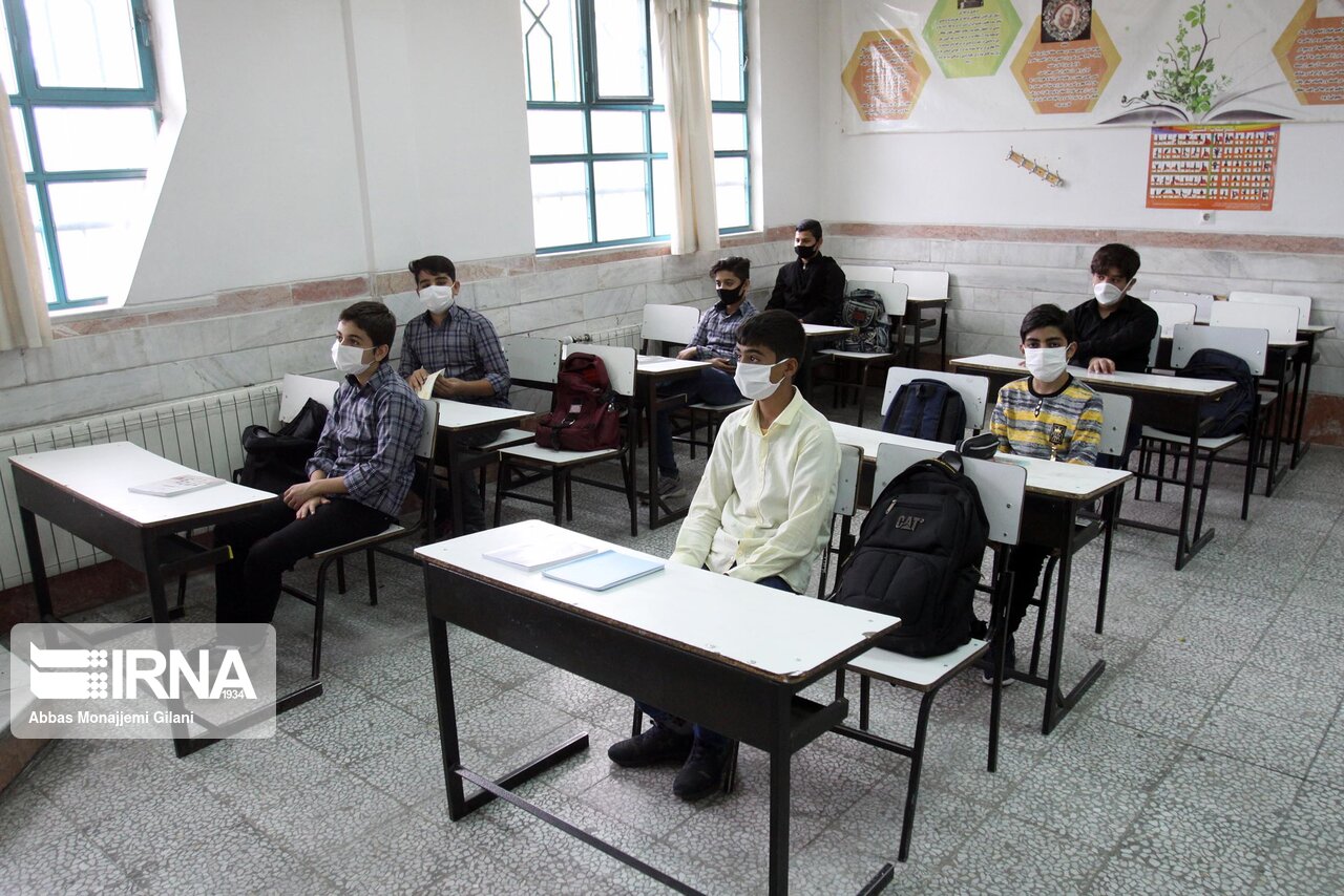مدرسه ای معروف در شیراز را فروختند میخوان جاش رستوران بزنند!