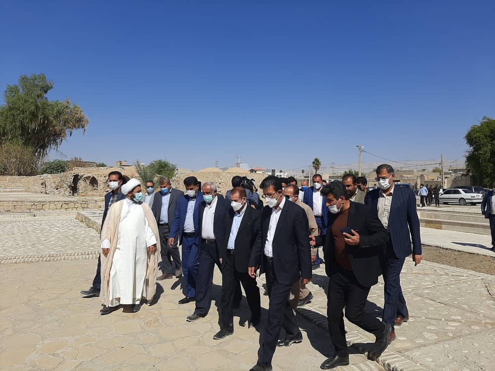 بازدید رئیس کمیسیون تلفیق بودجه 1400،استاندار کهگیلویه و بویراحمد و نماینده مردم کهگیلویه بزرگ در مجلس شورای اسلامی از بافت تاریخی شهر دهدشت