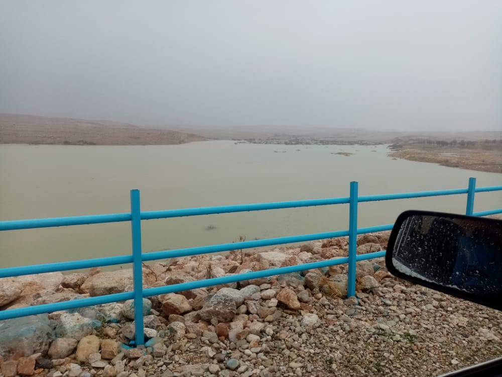 سد خاکی ایلی آباد در شهرستان بهمئی سرریز شد