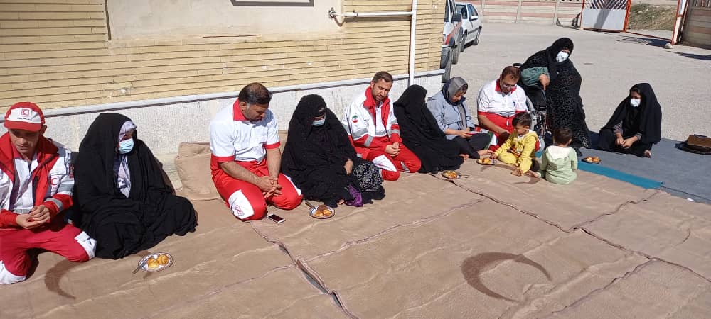 اقدامی متفاوت از هلال احمر کهگیلویه در روز مادر