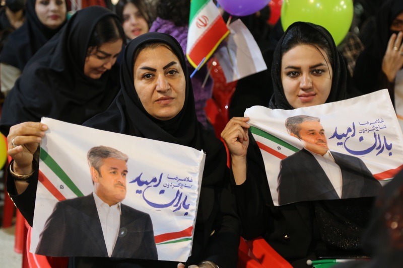 باشکوه‌تر از همیشه به سوی پیروزی؛ بیعت دوباره کارکنان صنعت نفت گچساران "با تاجگردون"