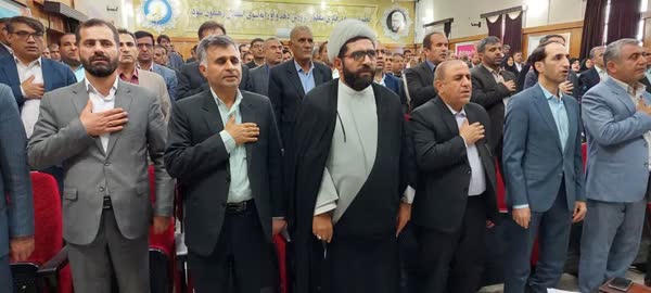 در آئین معارفه مدیرکل آموزش و پرورش کهگیلویه و بویراحمد مطرح شد : جمالی‌آرند، مدیرکل جدید آموزش و پرورش کهگیلویه‌وبویراحمد: من به وزیر آموزش‌وپرورش قول دادم که شایستگان در گوشه و کنج نباشند