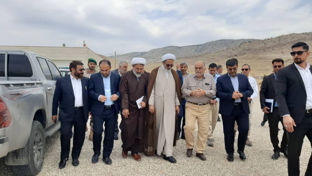 فرماندار شهرستان کهگیلویه در جلسه با حضور معاون قوه قضاییه:  احداث سد آبریز مطالبه مردم کهگیلویه است/این سد می‌تواند به عنوان یک موتور محرکه برای اقتصاد منطقه عمل کند