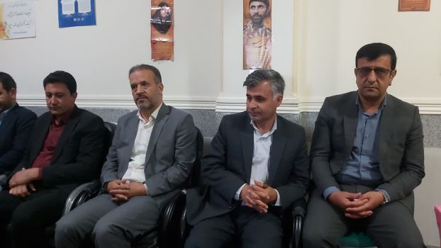 سرپرست آموزش و پرورش کهگیلویه و بویراحمد خبر داد:  کمک ۱ میلیارد و ۵۰ میلیون ریالی تسهیلات ، بانک قرض الحسنه مهر ایران به دانش آموزان بی بضاعت و محروم استان