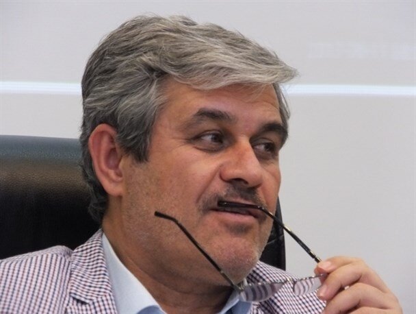 تاجگردون: در جلسه مجلس با پزشکیان درباره ظریف صحبت نشد