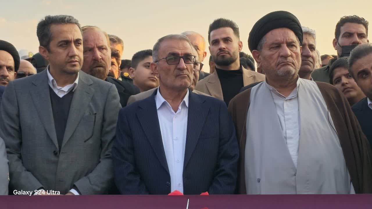 گزارش تصویری از افتتاح طرح آبرسانی به آهک هیدراته و فسفات و کلنگ زنی فاز اول پروژه بزرگ تولید اسید فسفریک در چرام با حضور مسولان کشوری ،استانی و شهرستانی
