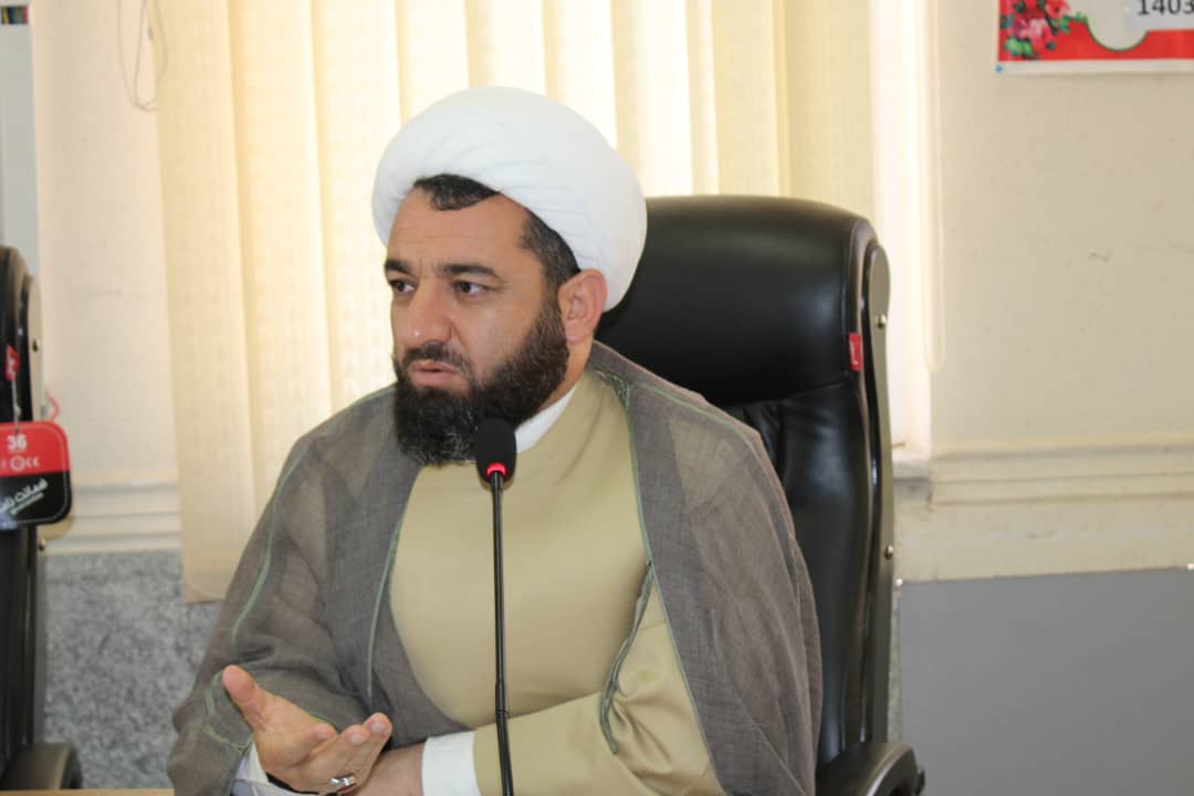 امام جمعه دهدشت :روزهای پایان سال و سردرگمی خانواده‌ها؛ تعطیلات زودهنگام ممنوع شود