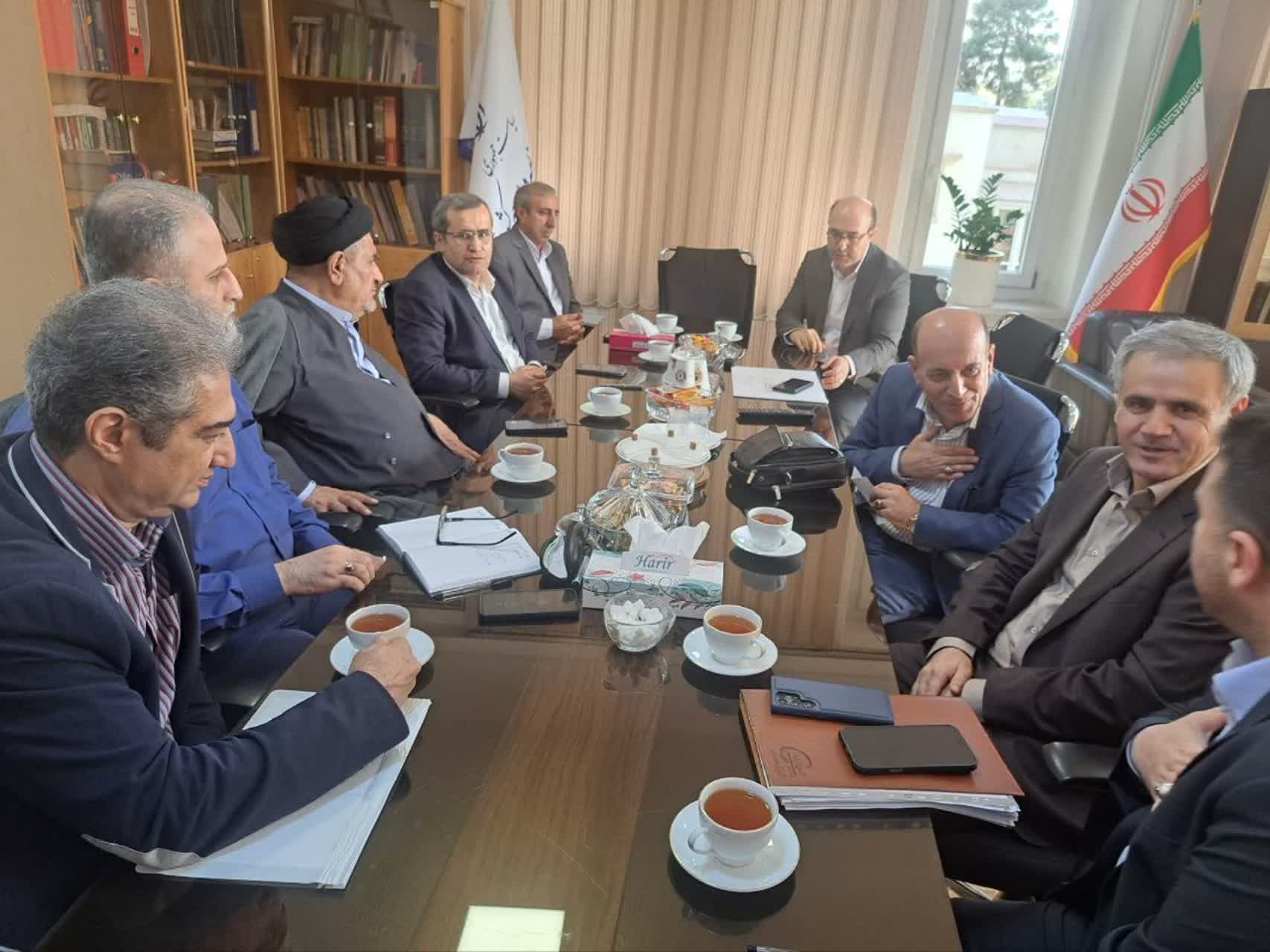 همافزایی مدیریتی برای توسعه کهگیلویه بزرگ:موحد و مدیران ارشد اجرایی استان دوشادوش هم در آستانه اخذ مجوزهای ماده ۲۳ پروژههای شاخص