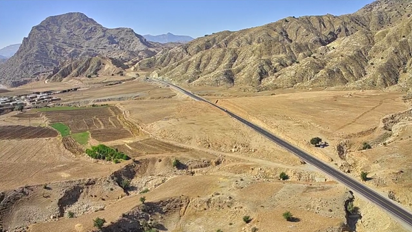 آخرین وضعیت پروژه بزرگ راه ارتباطی لنده-تراب-جاده ملی دهدشت-پاتاوه/جاده ای که شهرستان لنده را از بنبست خارج میکند+تصاویر