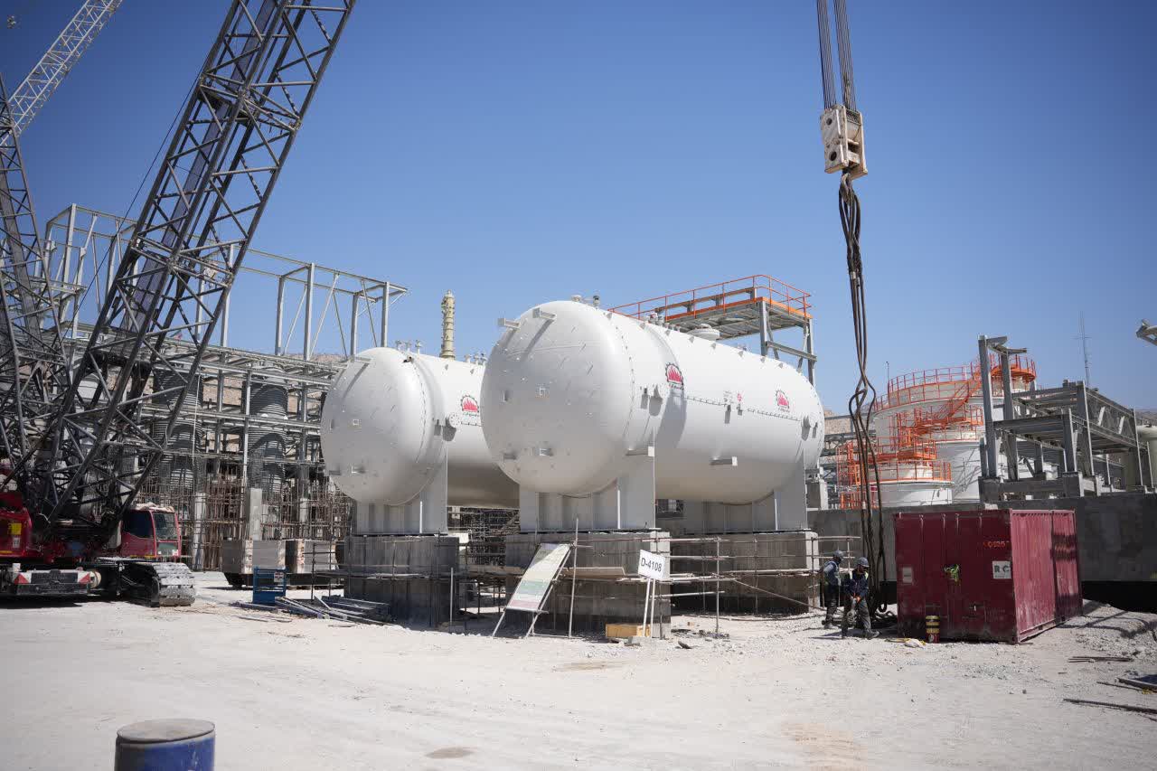 مخازن ذخیره بوتن در سایت پلیمر گچساران نصب شد