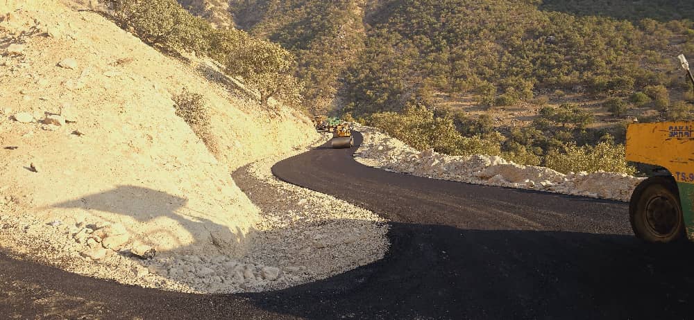 رئیس راهداری و حمل و نقل جاده شهرستان چرام خبر داد: پایان عملیات آسفالت راه روستایی گره ای -چاسخار با اعتبار ۹۰ میلیارد ریال+تصاویر