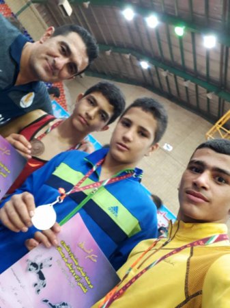 کشتی گیر خردسال دهدشتی بر سکوی قهرمانی کشور ایستاد/تصاویر کشتی گیر خردسال دهدشتی بر سکوی قهرمانی کشور ایستاد/تصاویر