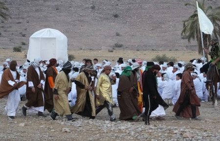 واقعه غدیر خم در گچساران بازسازی شد/گزارش تصویری واقعه غدیر خم در گچساران بازسازی شد/گزارش تصویری