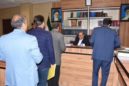 دیدار چهره به چهره رئیس کل دادگستری کهگیلویه و بویراحمد با مردم دیدار چهره به چهره رئیس کل دادگستری کهگیلویه و بویراحمد با مردم