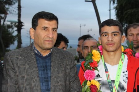 استقبال از دارنده مدال طلای جام بین المللی کشتی روز جهانی کودک در دهدشت استقبال از دارنده مدال طلای جام بین المللی کشتی روز جهانی کودک در دهدشت