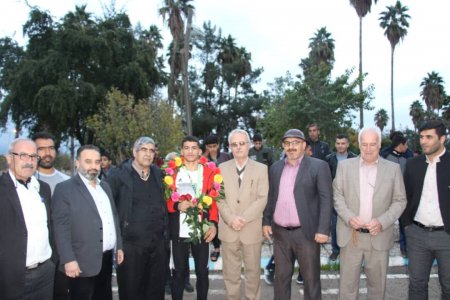 استقبال از دارنده مدال طلای جام بین المللی کشتی روز جهانی کودک در دهدشت استقبال از دارنده مدال طلای جام بین المللی کشتی روز جهانی کودک در دهدشت
