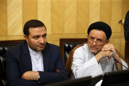 گزارش تصویری از دیدار نمایندگان زاگرس نشین مجلس شورای اسلامی با جمعی از مدیران محیط زیست، منابع طبیعی و مدیریت بحران کشور گزارش تصویری از دیدار نمایندگان زاگرس نشین مجلس شورای اسلامی با جمعی از مدیران محیط زیست، منابع طبیعی و مدیریت بحران کشور