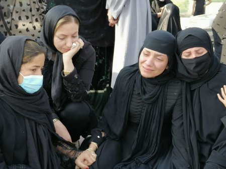 گزارش تصویری از مراسم تشییع پیکر شهید مدافع امنیت در دهدشت گزارش تصویری از مراسم تشییع پیکر شهید مدافع امنیت در دهدشت