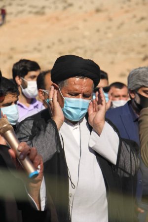 گزارش تصویری از تشییع پیکر شهید تازه تفحص شده در بهمئی گزارش تصویری از تشییع پیکر شهید تازه تفحص شده در بهمئی