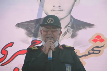 گزارش تصویری از تشییع پیکر شهید تازه تفحص شده در بهمئی گزارش تصویری از تشییع پیکر شهید تازه تفحص شده در بهمئی