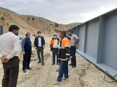 گزارش تصویری از تیرگذاری پل شهرستان لنده گزارش تصویری از تیرگذاری پل شهرستان لنده