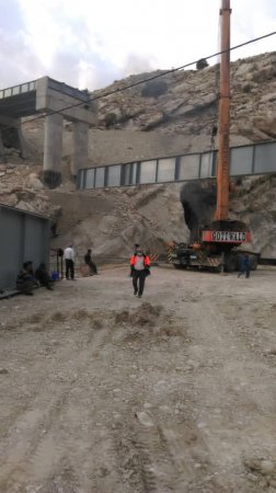 گزارش تصویری از تیرگذاری پل شهرستان لنده گزارش تصویری از تیرگذاری پل شهرستان لنده