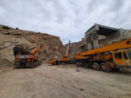 گزارش تصویری از تیرگذاری پل شهرستان لنده گزارش تصویری از تیرگذاری پل شهرستان لنده