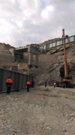 گزارش تصویری از تیرگذاری پل شهرستان لنده گزارش تصویری از تیرگذاری پل شهرستان لنده