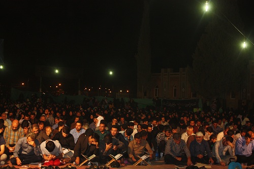 گزارش تصویری/ مراسم احیاء شب ۲۳ ماه رمضان در گلزار شهدای گچساران