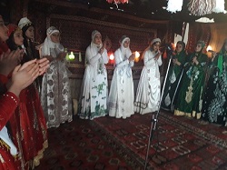 جشن فرهنگ و هنر از سوی اداره فرهنگ و اداره ارشاد اسلامی کهگیلویه در قلعه رئیسی برگزار شد+گزارش تصویری