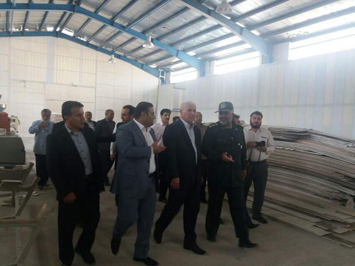 بازدید فرماندار شهرستان گچساران از واحدهای تولیدی+تصاویر