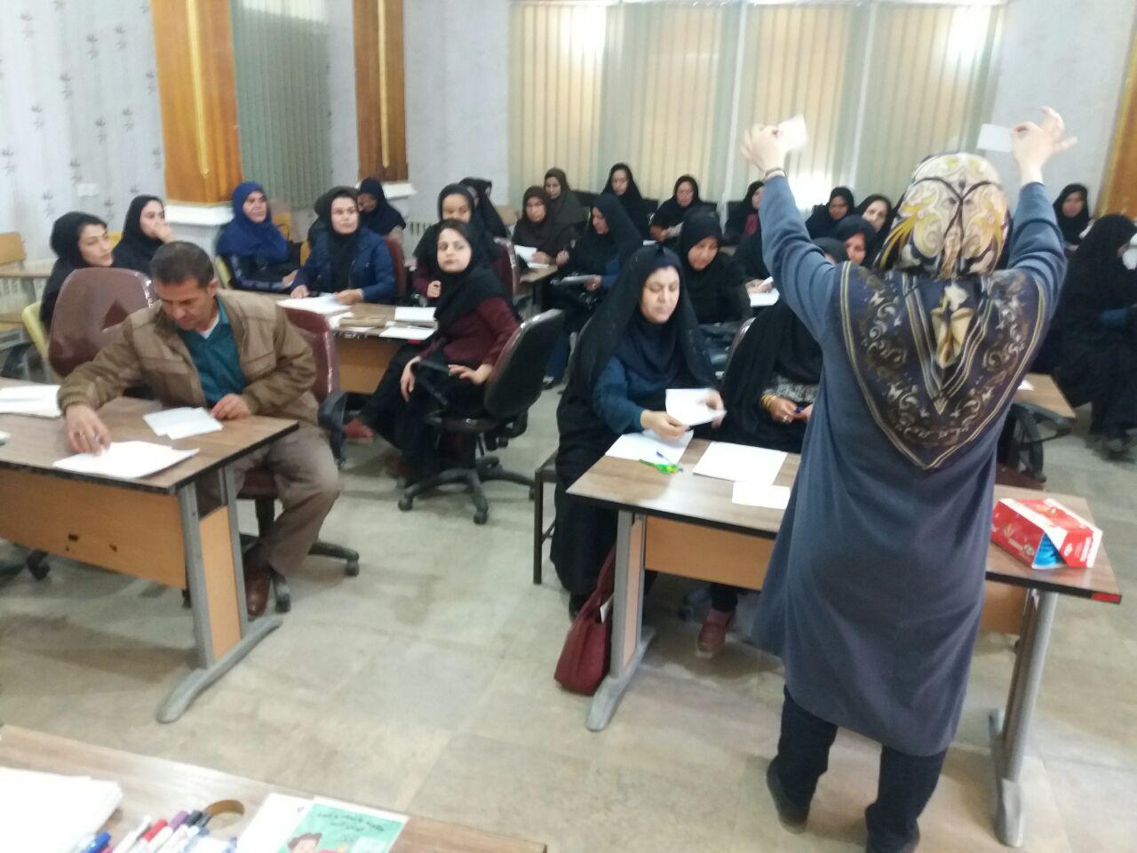 زنگ انشاء را در مدارس جدی بگیرید