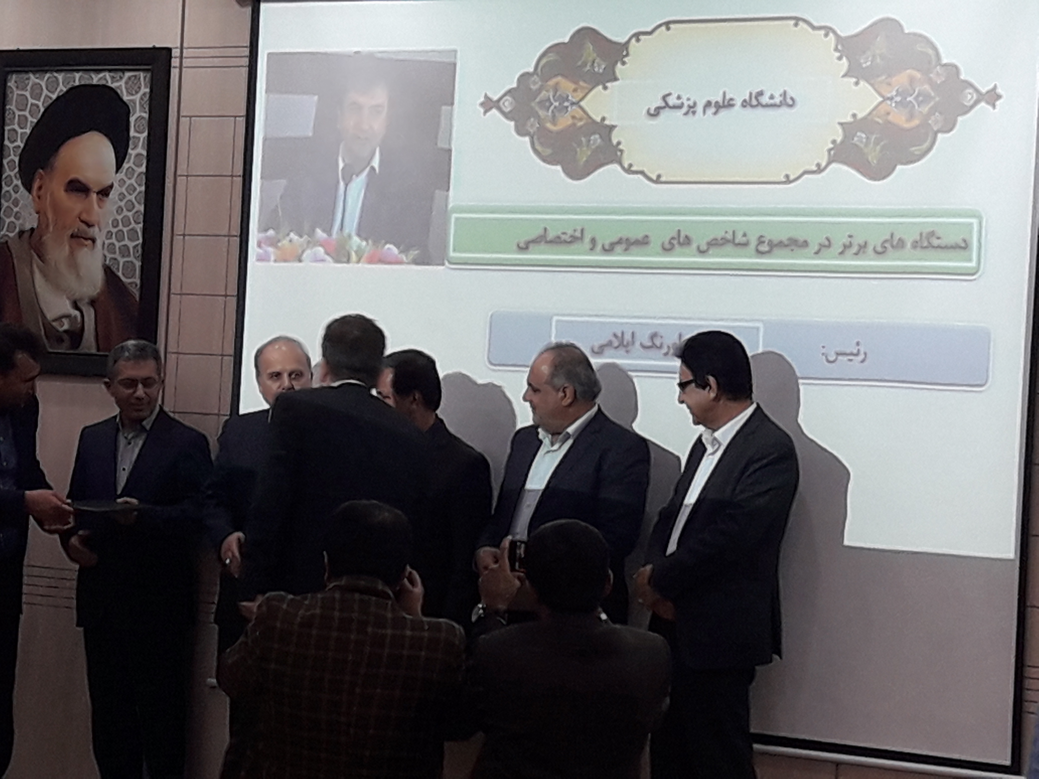 درگفتگوبا راک نیوز مطرح شد:رئیس شبکه بهداشت و درمان شهرستان کهگیلویه تغییر می کند
