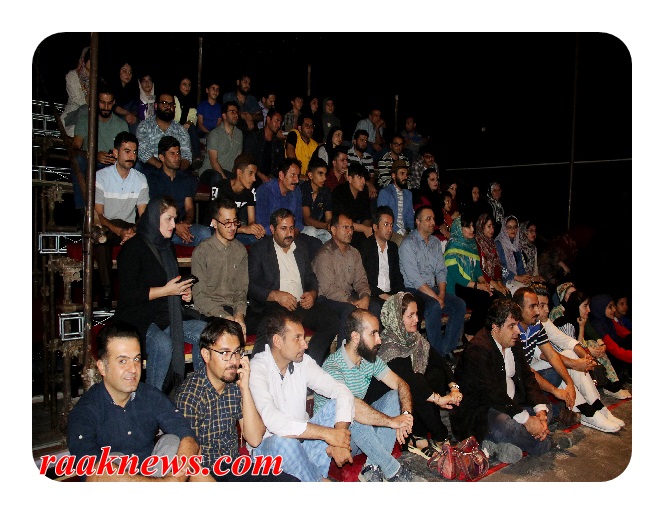 گزارش تصویری از سومین روز اجرای نمایش «دوستی» در دهدشت